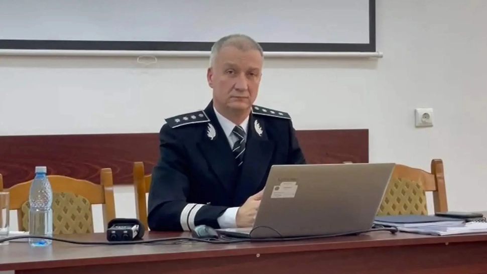 Șeful IPJ Alba, Florin Dogaru, schimbat din funcție. DNA face cercetări într-un megadosar cu trafic de lemn - SURSE