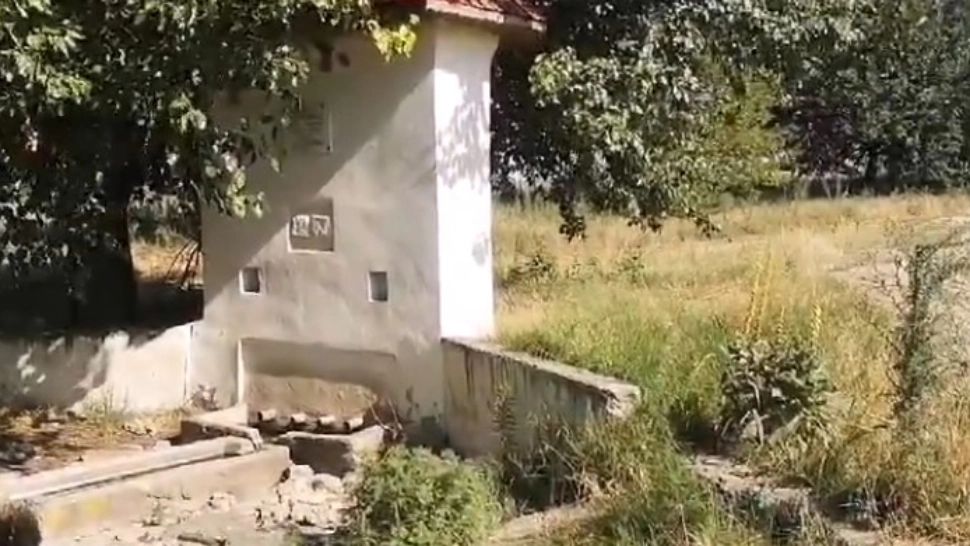  Seceta face ravagii în România. Un izvor vechi de două secole a secat