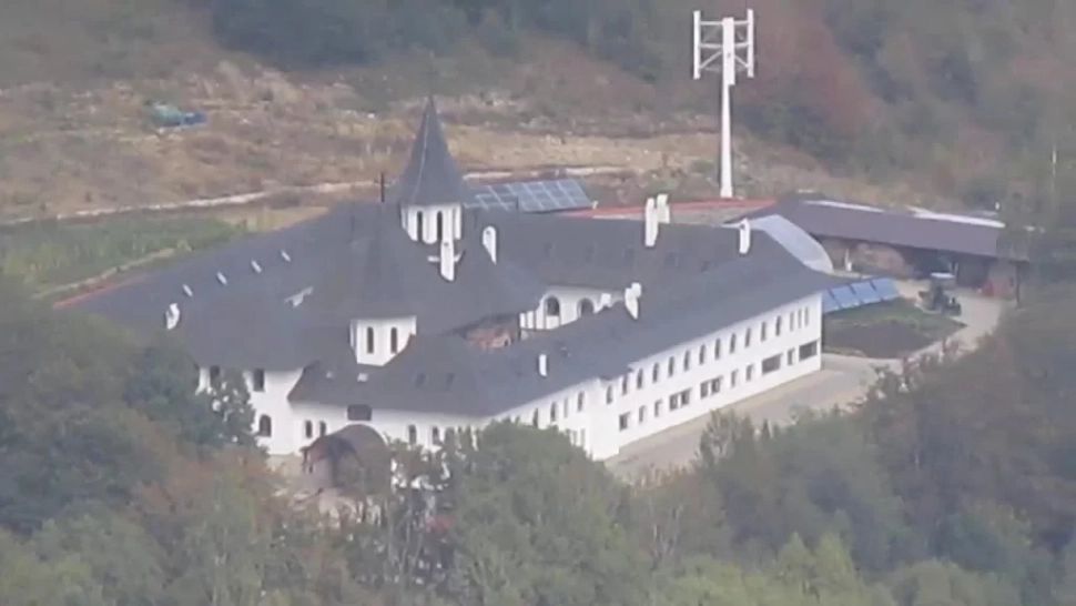 Unde este mănăstirea din România care interzice accesul femeilor?