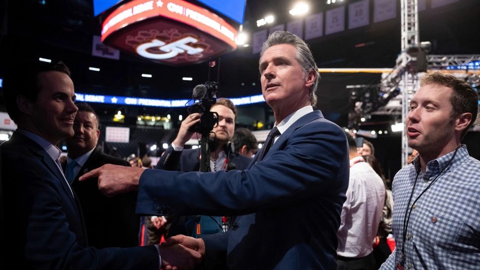 Bătălia pentru SUA. Cine este omul care l-ar putea înlocui pe Joe Biden în cursa pentru Casa Albă