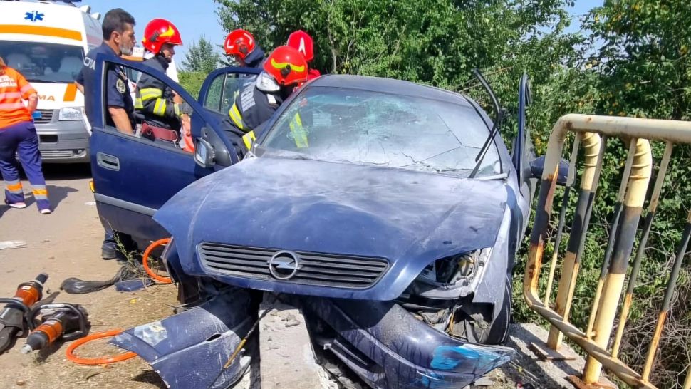 Accident cu 3 morți, în Teleorman! Un minor, în stare comatoasă, a fost preluat de elicopterul SMURD