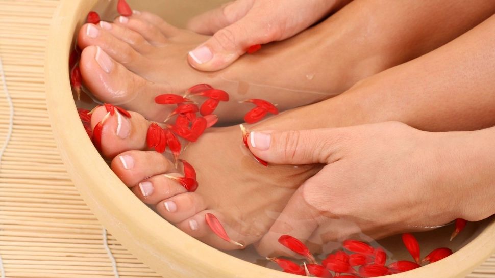 Frumusețe și sănătate. Secretul tălpilor și călcâielor ca de bebeluș. Plantele-minune de care ai nevoie