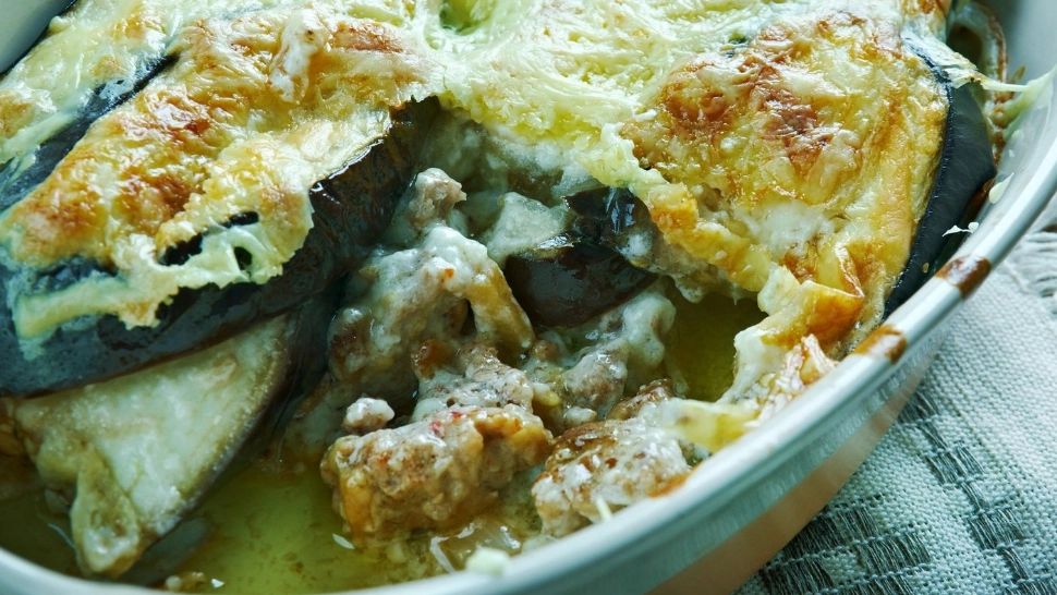 Musaca de vinete, rețetă arăbească autentică pentru bucuria de a împărți mâncarea cu cei dragi