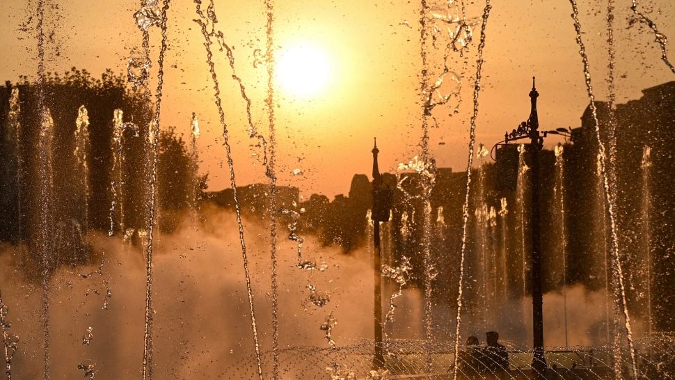 Vremea o ia razna! Urmează două săptămâni de foc cu temperaturi chiar şi de 38 de grade. Episoadele de caniculă, urmate de instabilitate atmosferică