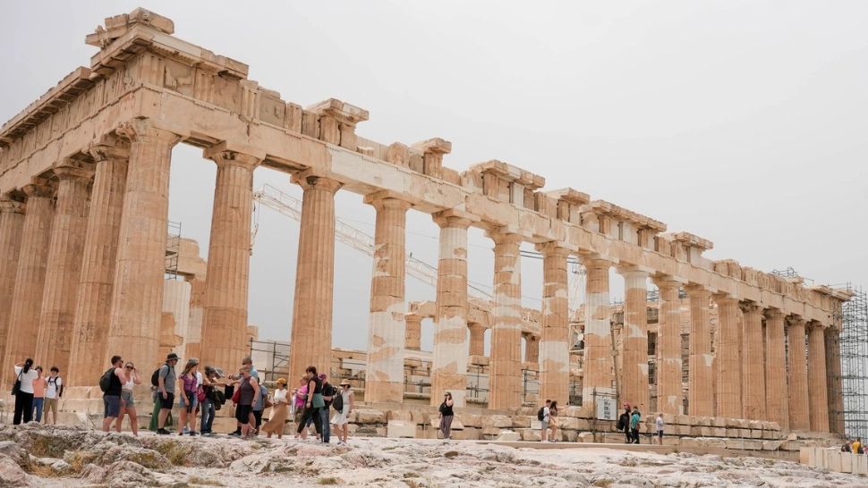 Alertă de vreme extremă: Acropola din Atena, închisă parţial miercuri pentru vizitatori din cauza caniculei