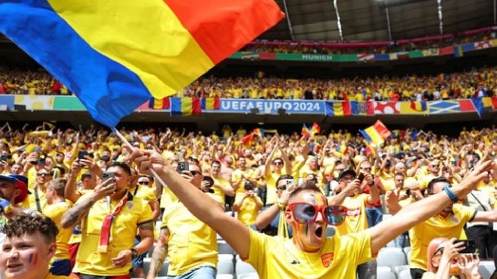 Tarom anunță două curse speciale pentru suporterii care vor să ajungă la meciul istoric România-Slovacia. De când puteți achiziționa biletele