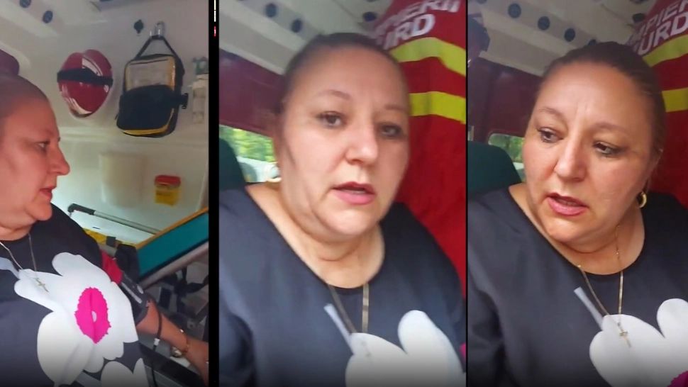 Diana Șoșoacă, dusă la ambulanță. Senatoarea s-a îmbrâncit cu jandarmiii până i s-a făcut rău  - VIDEO