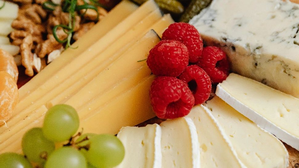 Alimente pe care trebuie să le introduci în alimentația ta dacă ai peste 50 de ani. Vei vedea rezultatele în scurt timp