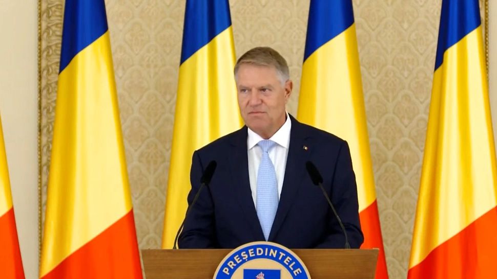 Iohannis, reacție SURPRINZĂTOARE la întâlnirea cu ambasadorii. Si-a întrerupt discursul ca să-l ironizeze pe un diplomat căruia îi suna telefonul - VIDEO