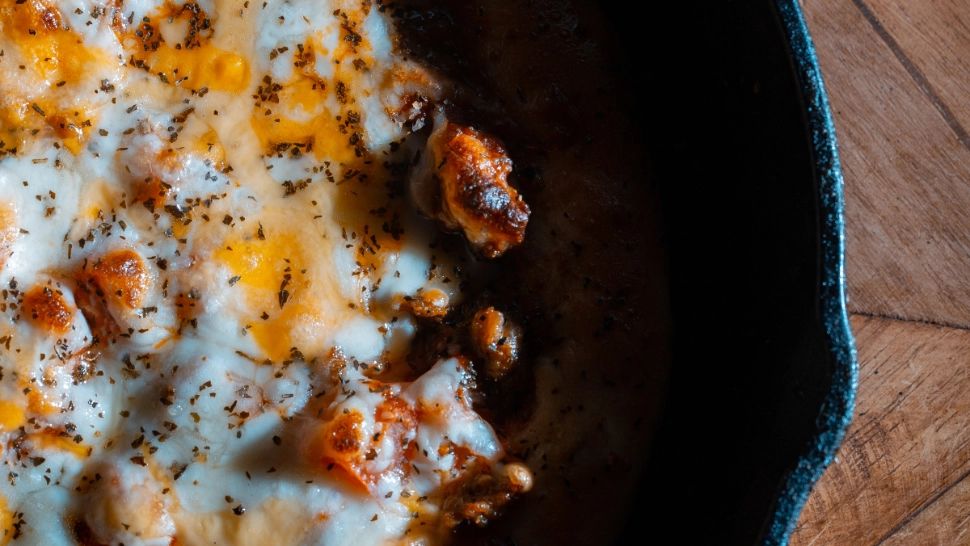 Rețetă de carne tocată de vită cu conopidă. E simplă, economică și ideală pentru o dietă keto