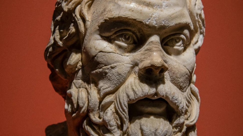 Sfaturile lui Socrate, părintele filozofiei. Adevărate lecții de urmat, chiar și în zilele noastre:„Trebuie să mănânci ca să trăiești, nu să trăiești ca să mănânci”