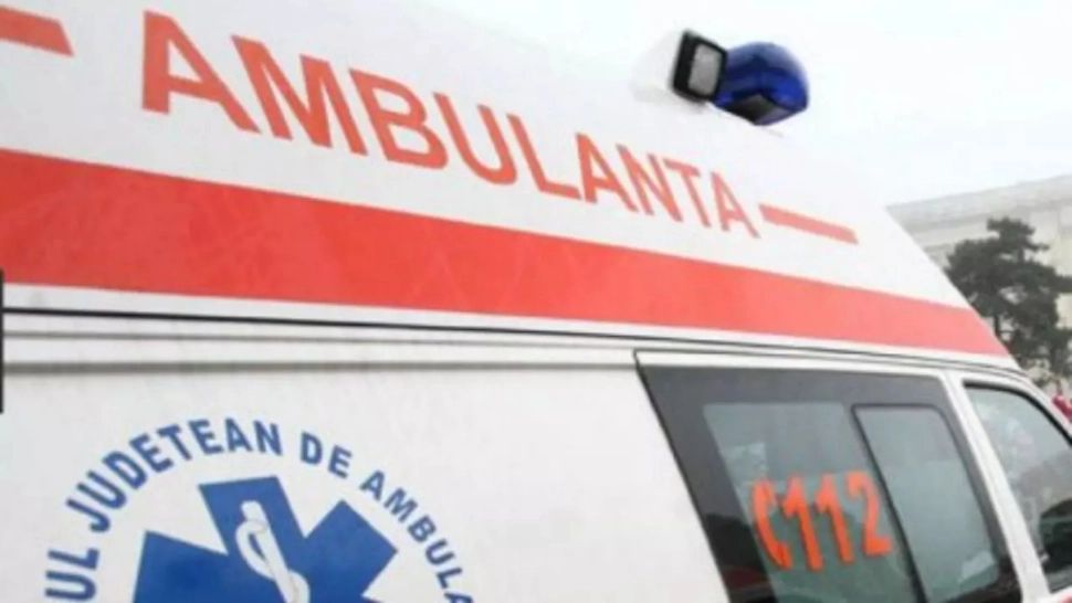 Un pacient transportat la Obregia a atacat ambulanțierii, apoi a sărit în Dâmbovița. Cum s-a terminat incidentul inedit