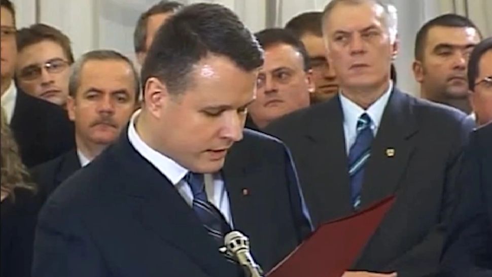 Prietenul lui Mircea Geoană, prins în afaceri cu rușii. Familia Bazac, în afaceri cu armament pentru război, certificate de NATO în mandatul lui Geoana