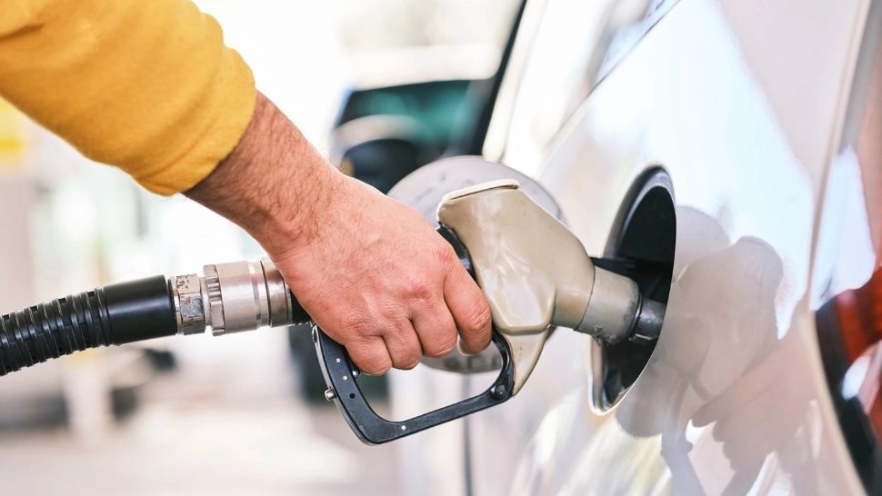 Prețurile carburanților din România, mai mari decât în Suedia sau Spania. Iar creșterea nu se va opri aici