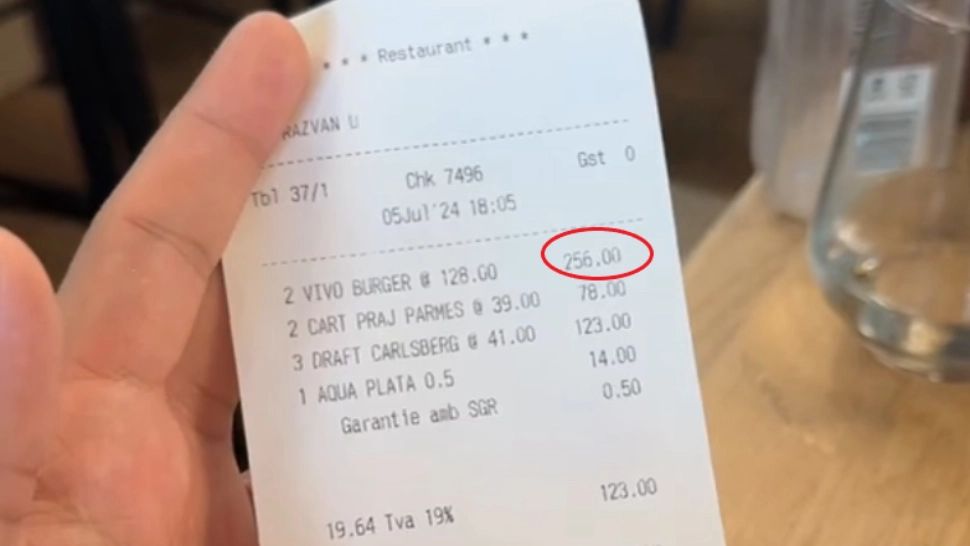 Prețuri de infarct pe Aeroportul Otopeni. 128 de lei un buger - VIDEO