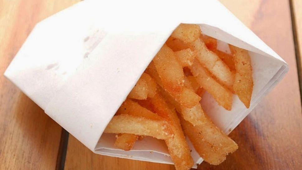 Prețul exorbitant pentru 100 de grame de cartofi prăjiți la Eforie Nord. „Să nu vă mai plângeți că nu aveți turiști”