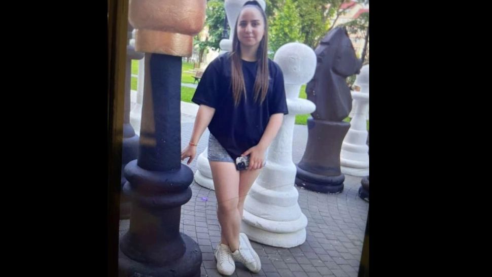 Poliția apelează la ajutorul cetățenilor: Olaru Claudia Andreea, 14 ani, a plecat de la domiciliul din Târgovişte şi nu a mai revenit