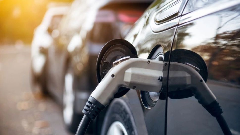 Mașina electrică, un vis frumos, dar prea scurt, care se poate transforma în coșmar. Vânzările au pus frână aproape de tot