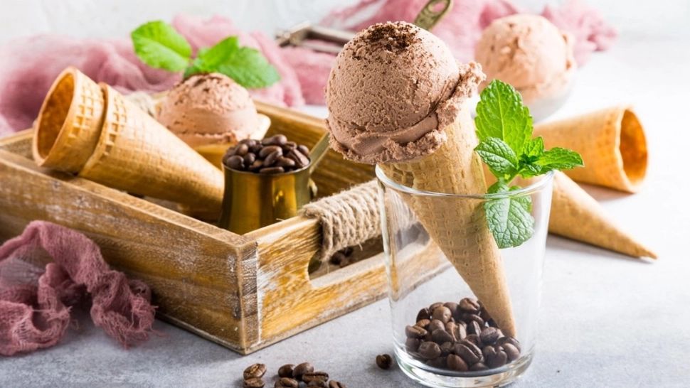 Înghețată cremoasă de cafea. Cum poți să învingi căldura în mod delicios. Rețeta desertului rafinat