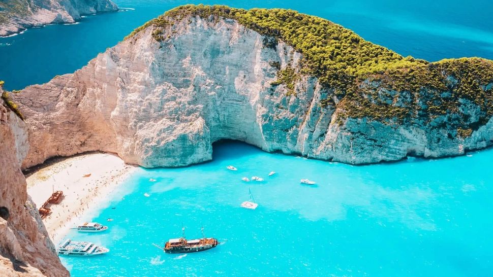 Grecia a scos la vânzare mai multe insule private. Cât trebuie să scoată din buzunar cei care își doresc un paradis personal 