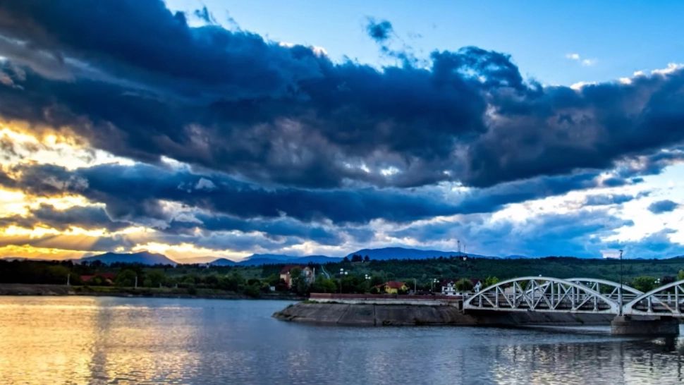 Un colț de Rai ascuns în România: Destinația perfectă pentru o vacanță în luna august