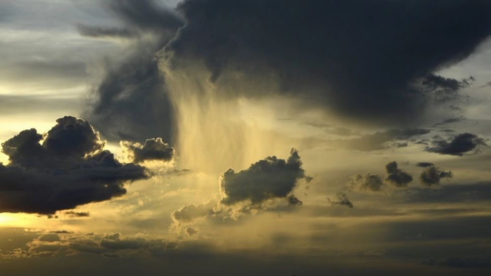 Furtunile lovesc puternic România chiar în minivacanța de Sfânta Maria. Ce zone sunt afectate?