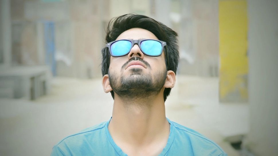 Efectele caniculei asupra creierului. Ce se întâmplă când stăm cu capul descoperit: „Este ca și cum am expune creierul la un cuptor”