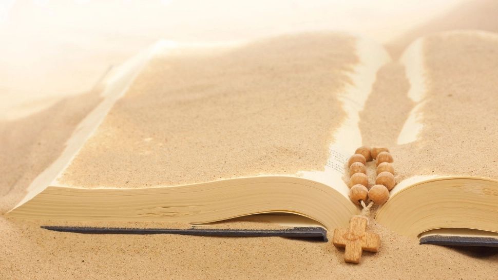 Zodia care va fi salvată de credință la finalul lunii iulie. Toate rugăciunile îi vor fi ascultate