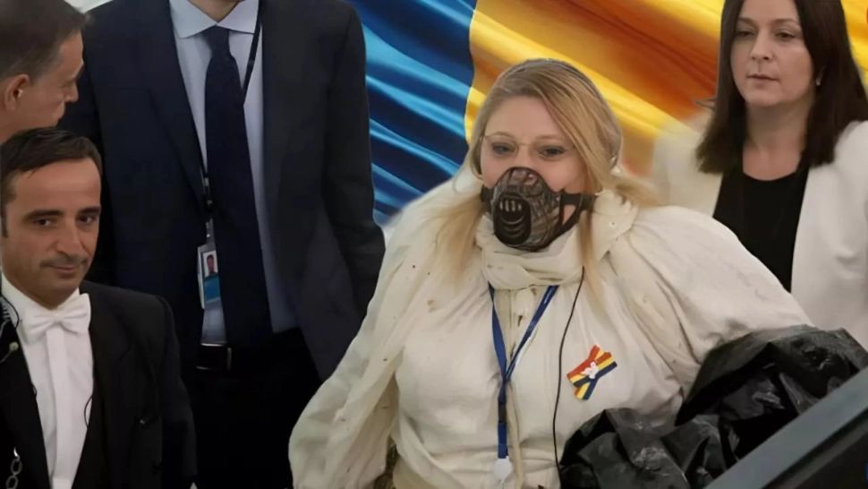 Un psihiatru a analizat motivele care au determinat-o pe Diana Șoșoacă sa facă circul din Parlamentul European: „A testat apele, să «simtă» sala”