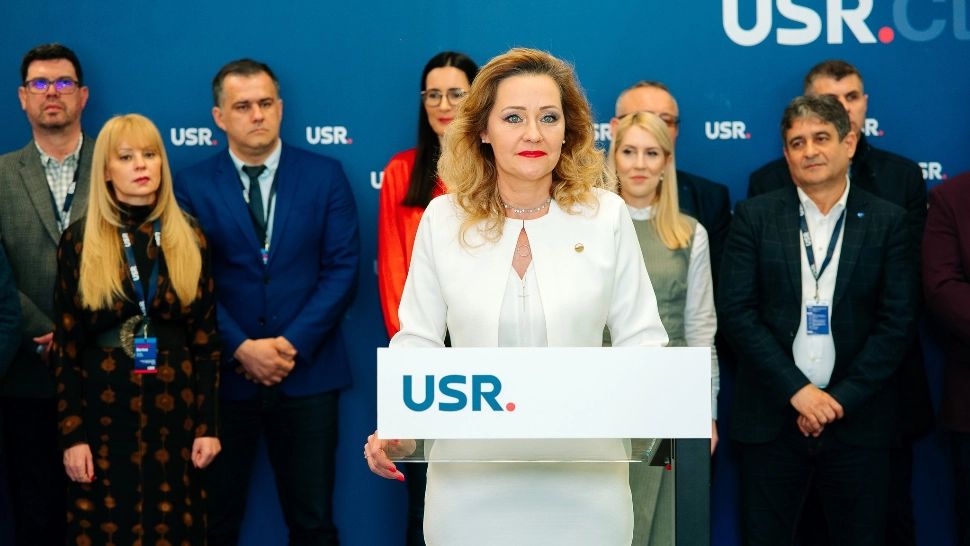 Cum vrea Elena Lasconi să ia voturi de la liberali: manevră-șoc