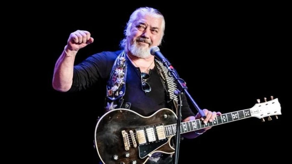 Phoenix a lansat prima piesă de la moartea lui Nicu Covaci