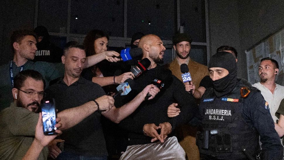 Dosarul Tate, interceptări. Cum exploatau sexual victimele: Mâine strângem mieii. Dacă ar trebui să trăim din banii ăștia, m-aș sinucide!