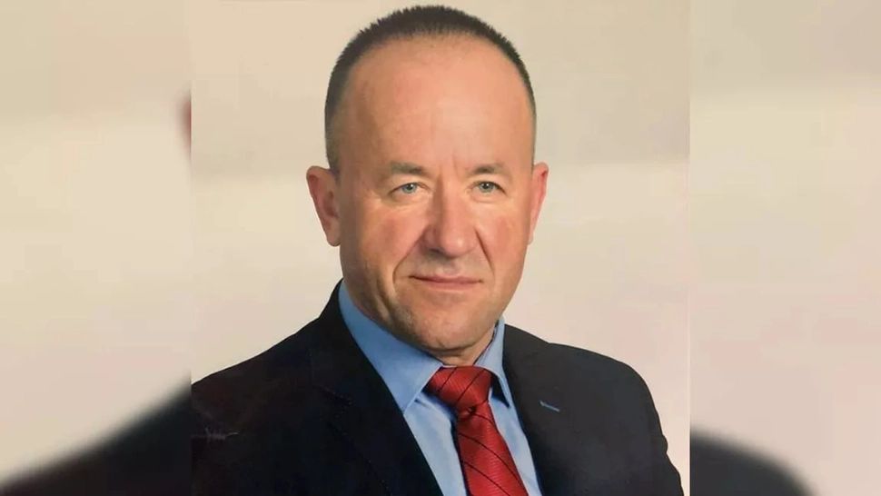 Fostul primar care lua oameni cu forța și-i punea la munci ca pe sclavi a fost ARESTAT. Noi detalii șocante