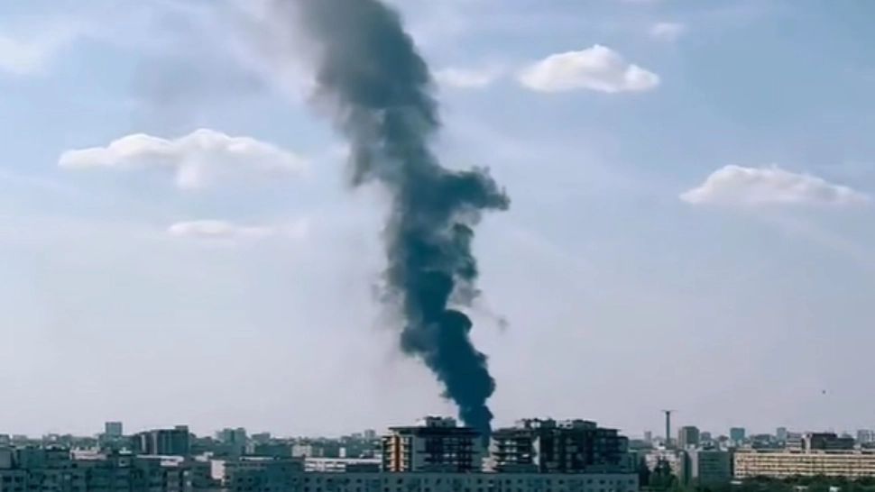 Incendiul din Sectorul 3 al Capitalei a fost lichidat. 40 de persoane, EVACUATE din cauza pericolului de intoxicare cu fum