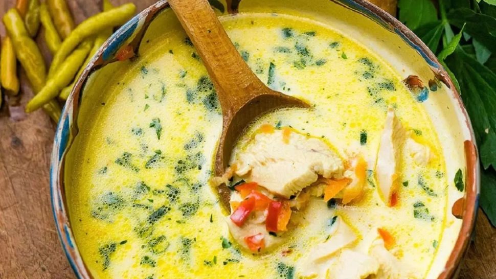 Cum te otrăvește ciorba de acasă. Greșeala gospodinelor care poate transforma alimentul preferat într-o bombă toxică