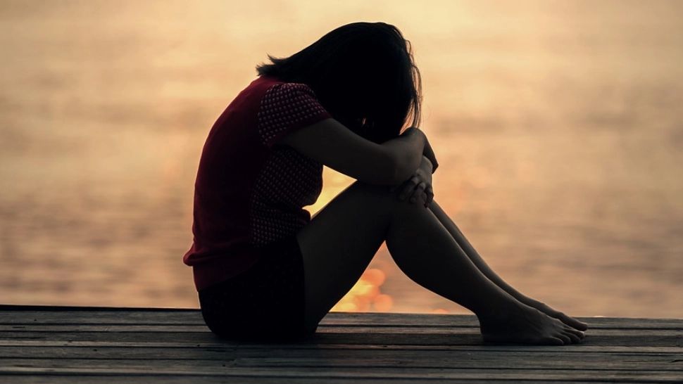 A vrut să violeze o femei, la un PRIVEGHI. Caz șocant în județul Vâlcea 