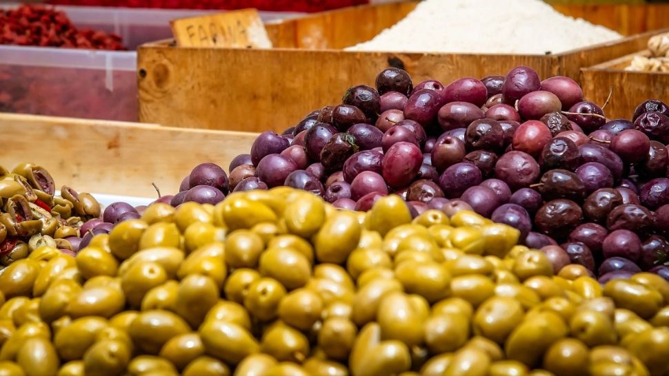 Care sunt cele mai sănătoase măsline, cele verzi sau cele negre. Cum să le alegi pe cele mai bune