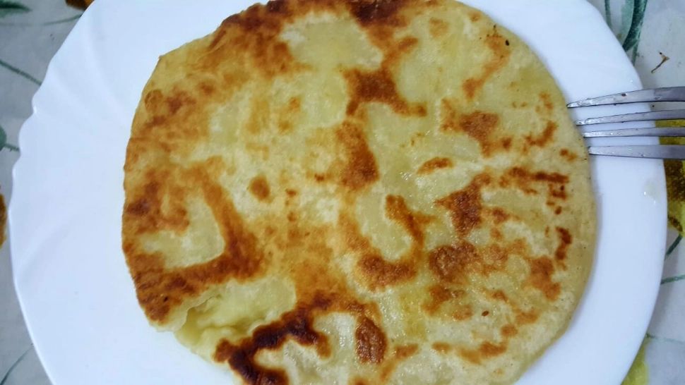 Placinte ardelenesti cu cartofi sau verdeata. Reteta de post a bunicilor. Hrănitoare și extrem de gustoase