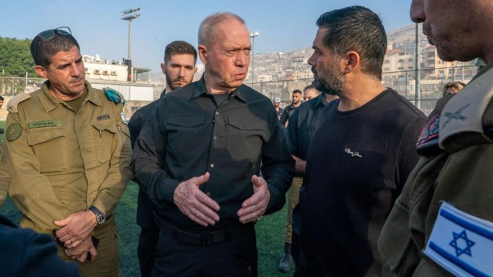 Israelul ar putea fi atacat în orice secundă. Ministrul israelian al Apărării avertizează Iranul şi Hezbollahul: „Ne forţează să facem daune semnificative”