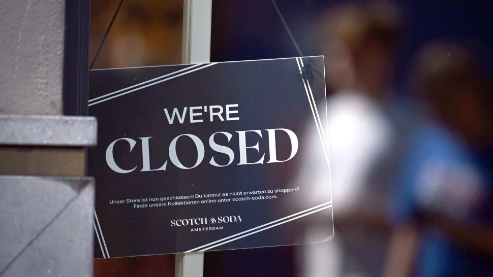 Un cunoscut brand de îmbrăcăminte intră în faliment și închide toate magazinele din Germania. Compania e prezentă și în România