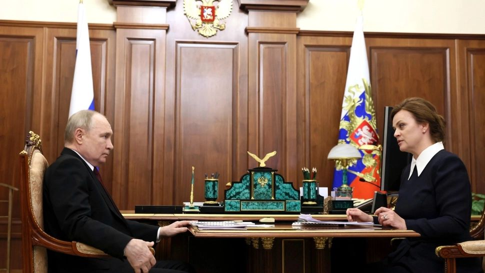 Vladimir Putin și-a numit nepoata în fruntea Ministerului rus al Apărării