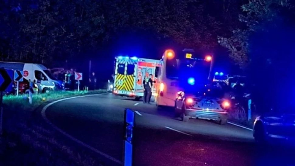 Cinci răniţi, dintre care trei grav, în urma unui atac cu cuţitul, într-un autobuz din Germania