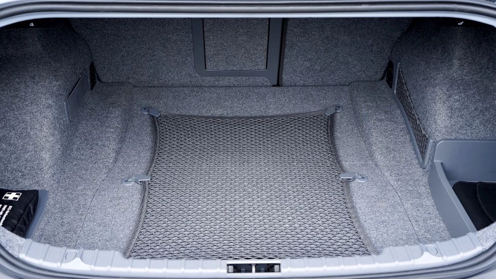 Atenție la escrocheriile turistice în sezonul estival: O scriitoare din România, la un pas de a deveni victima unui furt