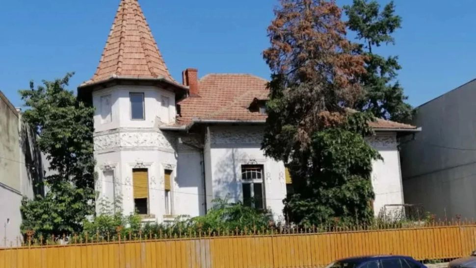 Ce va ajunge vila PCR din Oradea, după ce va fi restaurată. Clădirea care găzduia foștii prim-secretari ai judeţului va primi cu totul altă destinație