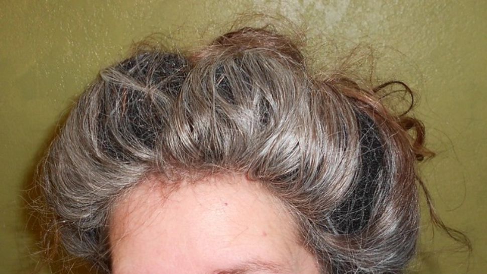 Cum să ai un păr des și sănătos. Vitamine care stimulează creșterea părului