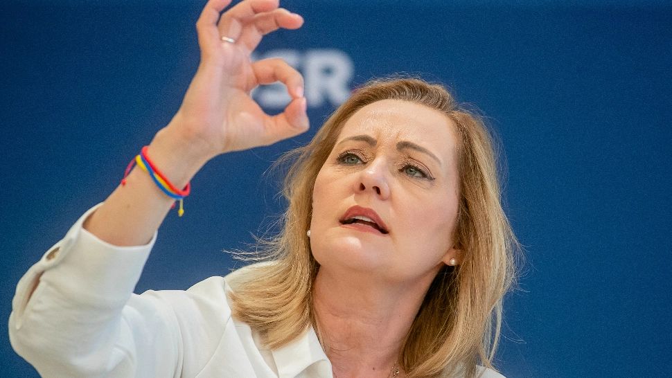 Elena Lasconi și Mircea Geoană - scenariul care aruncă în aer jocurile politice. Ce propunere bombă au cei doi VIDEO