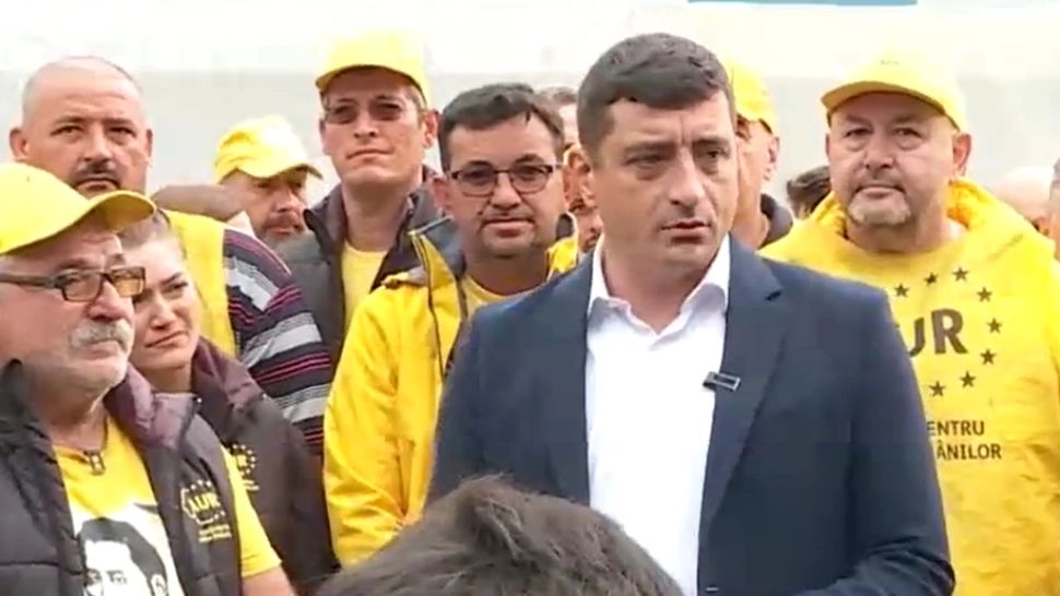 Alegeri prezidențiale. George Simion își depune dosarul de candidatură la BEC. Mesajul transmis de liderul AUR românilor