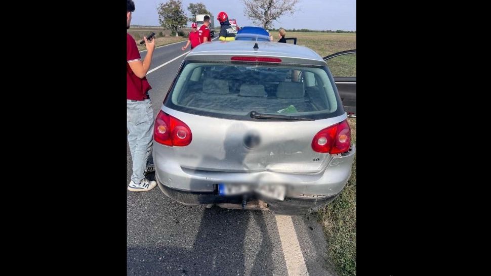 Accident în Buzău, în apropierea localităţii Pietroasele. Patru mașini implicate și două victime