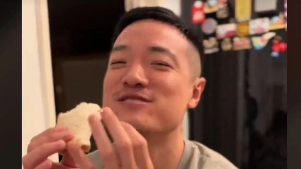 Reacția unui chinez după ce gustat salată de vinete românească? Filmarea a devenit virală - VIDEO