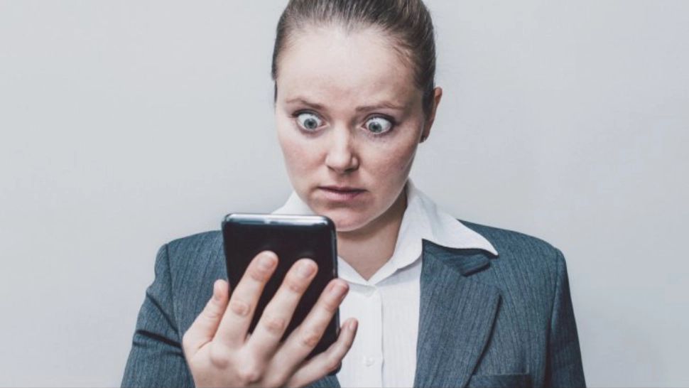 Telefoanele mobile, ținte foarte atractive pentru hackeri. Cum îți poți pierde toți banii într-o clipă